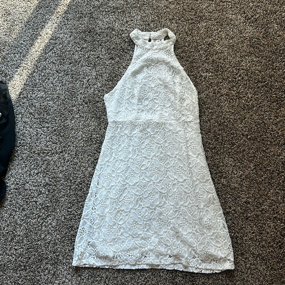 Abercrombie & Fitch Size 4 White Lace Dress Graduation / Bridal / Rehearsal